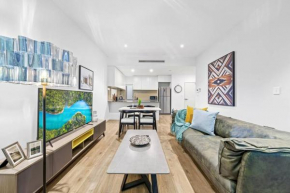 Rooftop 2 Bed Apt With Terrace at Newtown, Sydney